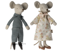 Maileg - Grandma & Grandpa Mice in Matchbox