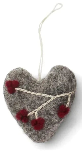 Gry & Sif - Handcrafted Felt Christmas Ornaments - Berry Heart