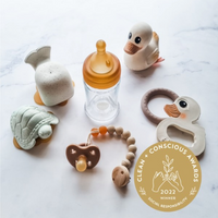 Hevea - Natural Rubber - Clip on Pacifier Holders